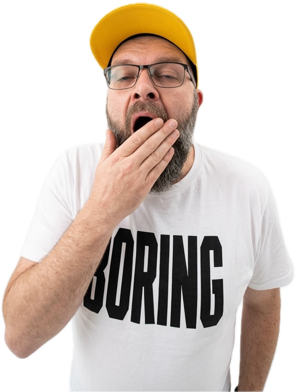 Manuel gaehnt im BORING-T-Shirt